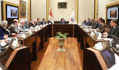 وزير الصحة يوجه بإنشاء مركز متكامل للعلاج النفسي وعلاج الإدمان لغير القادرين