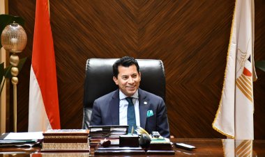 وزير الرياضة يلتقى  مجلس إدارة نادي المعادي واليخت لبحث تطوير فرع الناديى بالقطامية ودعم النشاط الرياضي