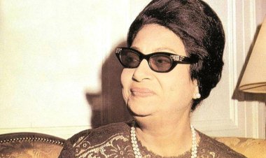 تخطت مايكل جاكسون.. أم كلثوم ضمن أفضل 200 مطرب في التاريخ