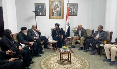 سكرتير عام الجيزة يزور مطرانية أطفيح لتقديم التهنئة بعيد الميلاد المجيد