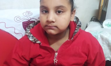 «كباية شاي» تدمر مستقبل الطفلة حنين.. ووالدتها: «المدرس حب يعمل شاي في الفصل سلق جسمها» (فيديو)