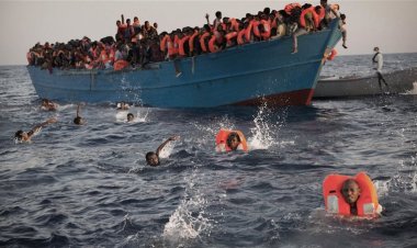 قرب سواحل تونس.. مقتل 5 مهاجرين أفارقة أثناء محاولتهم عبور البحرلإيطاليا