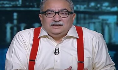 تداول فيديو لإبراهيم عيسى يكشف خطأه في قراءة اسم كتاب