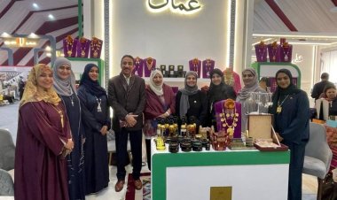 إقبال كبير على الجناح العُماني في المعرض العربي للأسر المنتجة بالقاهرة