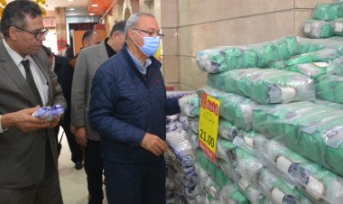 محافظ القليوبية يقود حملة لمتابعة الإلتزام بأسعار السلع الإستراتيجية