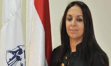 رئيس القومي للمرأة لـ ياسمين عز: «لازم تعرفي وتتعلمي قبل ما تتطلعي تدينا دروس»