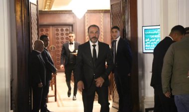 طارق لطفى يتصدر تريند جوجل عقب انتهاء عزاء والدته