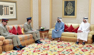 محمد بن راشد يستقبل قائد الجيش الباكستاني