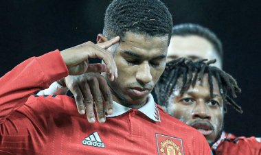 مانشستر يونايتد يفوز على تشارلتون ويتأهل لنصف نهائي كأس الرابطة