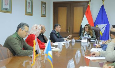 محافظ دمياط تتابع الموقف التنفيذى لمشروعات الخطة الاستثمارية للعام المالى الجارى