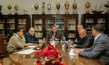 الخطيب يبحث مع شركة الكرة بيع حقوق الأهلي في مونديال الأندية