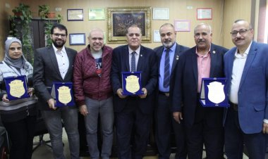 تكريم مدير التأمين الصحي بالقاهرة