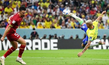 هدف ريتشارلسون في كأس العالم ينافس على جائزة بوشكاش 2022