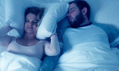 لو جوزك بـ«يشخر» وهو نائم.. عالجيه بـ 3 خطوات بسيطة