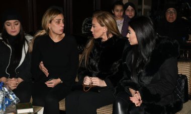 رغم القضايا والخلافات.. ريهام سعيد تؤدي واجب العزاء في وفاة والد ريم البارودي (صور)