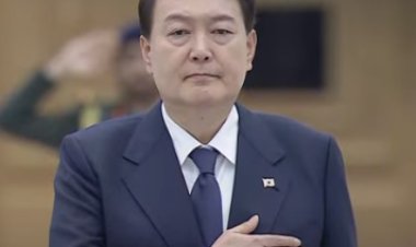 في مراسم استقبال رسمية.. رئيس دولة الإمارات يستقبل رئيس كوريا