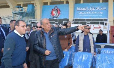 في جولة ميدانية.. وزير قطاع الأعمال يتفقد شركة غزل المحلة