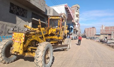 صور| إنشاء محاور جديدة وتمهيد الطرق وإزالة تعديات بمدن كفر الشيخ