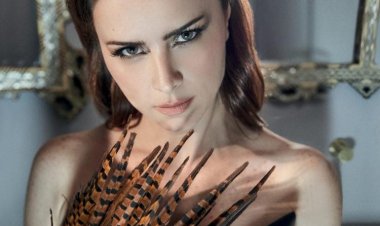 نور اللبنانية زوجة كريم عبد العزيز في «بيت الروبى»