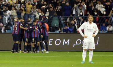 التشكيل الرسمي لكلاسيكو ريال مدريد وبرشلونة
