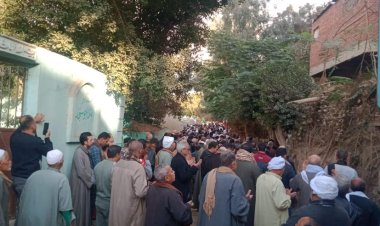 جنازة مهيبة لشهيد «الفول الحراتى» ببنها