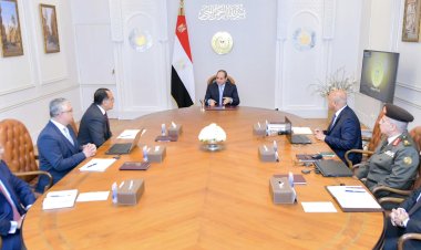 الرئيس السيسي يتابع الموقف التنفيذي المشروعات الاستثمارية في المنطقة الاقتصادية لقناة السويس