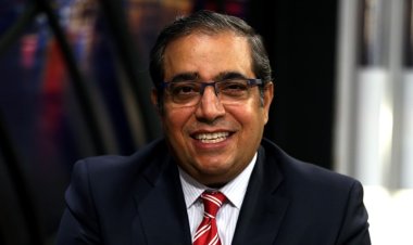 اليوم.. محاكمة حمزة زوبع و16 آخرين في قضية اللجان الإعلامية لتنظيم الإخوان