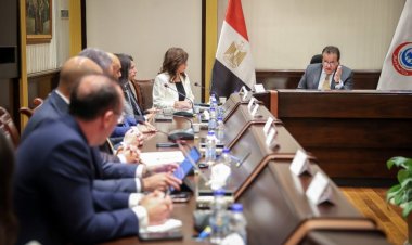 وزير الصحة يعقد اجتماعًا مع غرفة التجارة الأمريكية بالقاهرة لبحث الاستثمار بالقطاع الصحي