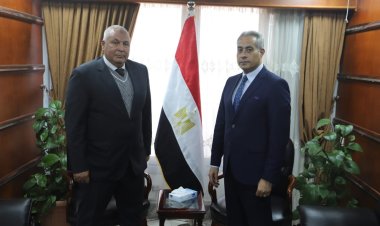 شحاتة والزملوط يبحثان خطة التدريب على مهن الزراعة والري وأدوات حصاد المحاصيل بالوادي الجديد