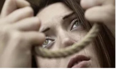 مراهقة تنهى حياتها شنقا داخل منزلها بأطفيح