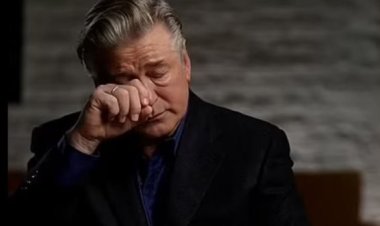 أليك بالدوين يواجه تهمة القتل غير العمد في حادث إطلاق النار على مصورة «Rust»