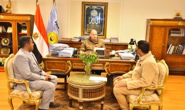 محافظ أسيوط يوجه بالتواجد الميداني في الشارع