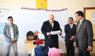 محافظ قنا يتفقد امتحانات الفصل الدراسي الأول للشهادة الإعدادية