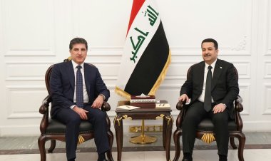 رئيس الوزراء وبارزاني يبحثان سبل تعزيز التعاون بين حكومتي بغداد والإقليم