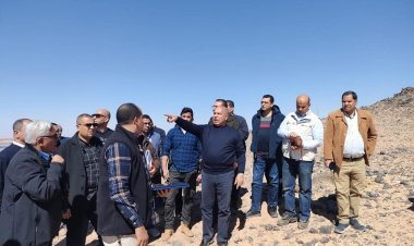 وزير النقل يتفقد مواقع العمل بالخط الثاني للقطار الكهربائي السريع