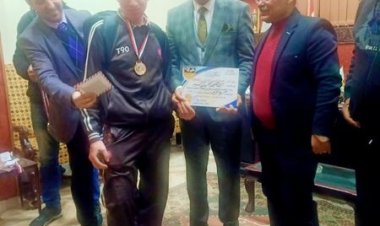 تكريم فريق كرة الهدف للمكفوفين بنادى السكه الحديد بعد حصولهم على بطولة دورى السوبر