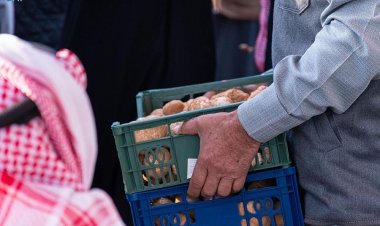 أسواق الفقع بالحدود الشمالية تشهد إقبالاً مبكرًا مع بواد الربيع