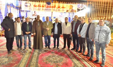 محافظ أسيوط يفتتح معرض حزب مستقبل وطن لبيع السلع المخفضة بحي شرق