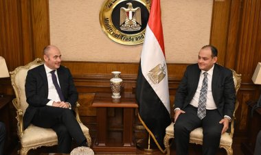 وزير التجارة يبحث مع هيئة معارض دوسلدورف الألمانية تعزيز التعاون المشترك