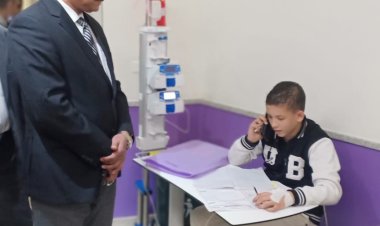 وكيل وزارة التربية والتعليم بالجيزة يتفقد امتحانات الشهادة الإعدادية داخل مستشفى 57357