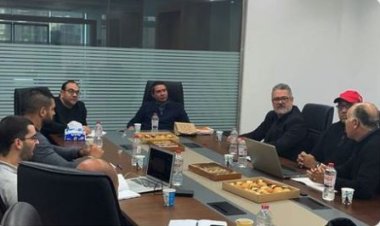 بركات يجتمع مع جهاز المنتخب الأوليمبي للتجهيز لمعسكر ٣٠ يناير