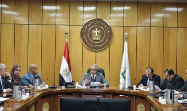 وزير القوى العاملة يتسلم حصرا مبدئيا بنسبة استيفاء الـ5% من ذوى الهمم بالمنشآت