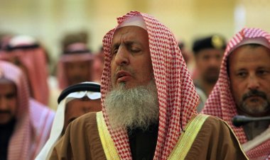 مفتي السعودية عن حرق المصحف بالسويد: «يؤجج الفتنه»