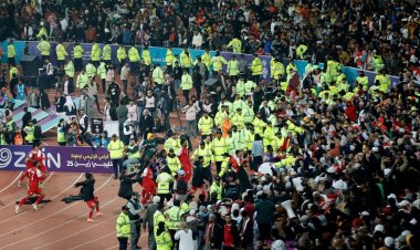 بسبب أحداث نهائي "خليجي 25".. اتحاد الكرة العراقي يعتذر لعمان 