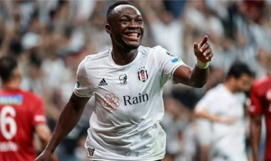 تجميد صفقة انتقال جاكسون موليكا للأهلي