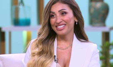 استدعاء دينا الشربيني لسماع أقولها في اتهام مساعدة منة فضالي بالسرقة