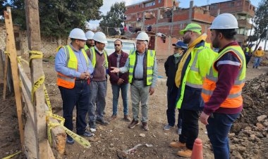 رئيس شركة مياه المنوفية يتابع مشروعات الصرف الصحي الجارى تنفيذها بتلا