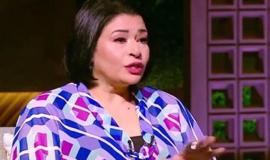 الراقصة صفوة: «شعري وقع من الاكتئاب بسبب جوزي وبقيت أركب بواريك»