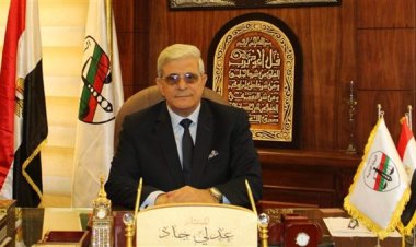 رئيس النيابة الإدارية يهنئ الرئيس السيسي ووزير الداخلية بعيد الشرطة 71