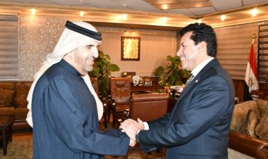 وزير الشباب يلتقي مدير مؤسسة محمد بن راشد آل مكتوم للمعرفة